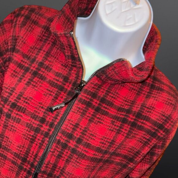 Woolrich Women's Red and Black Hunt Vest Size Medium - Picture 2 of 7